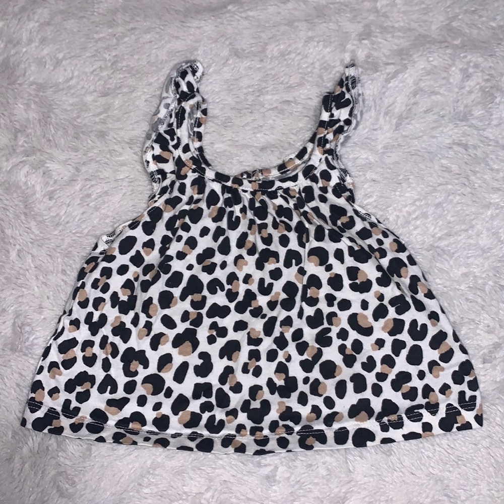 Bundles cheetah print tank top 0-3 months